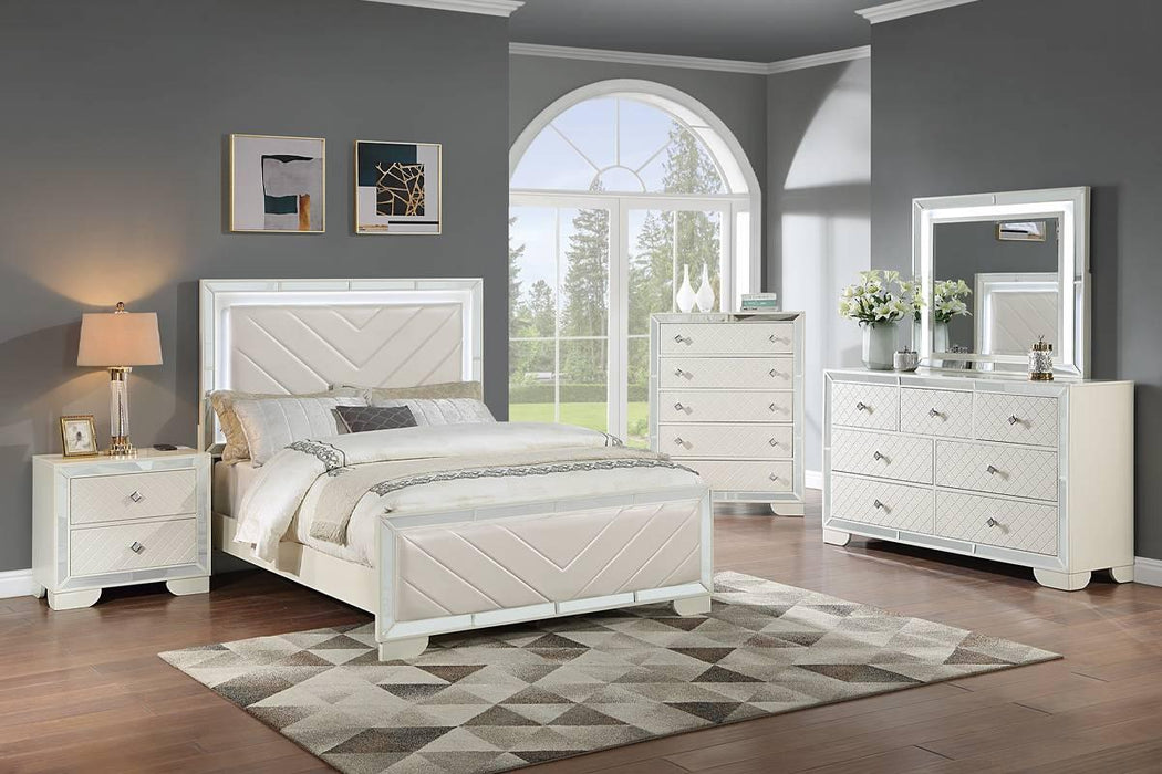 Hothan Queen Bed in Ivory