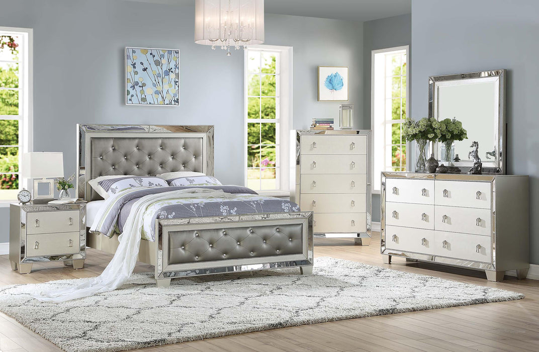 Mcraft Queen Bed W/Stainless Panel/Silver in Silver