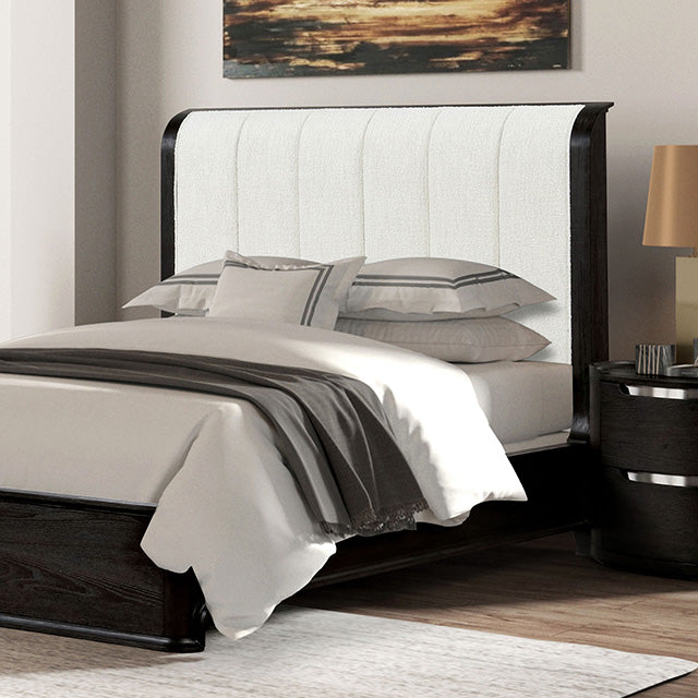 Osterley E.King Bed