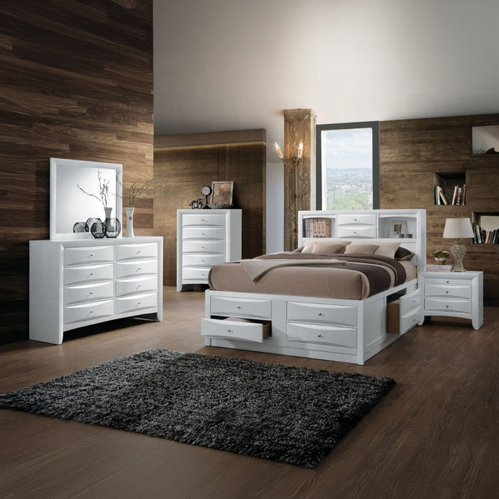 Ireland EK Bed W/Storage
