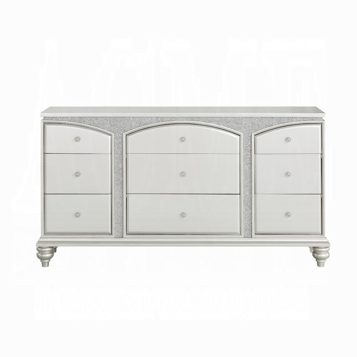 Maverick Dresser