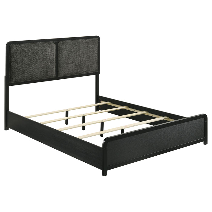 Cavelle Eastern King & Queen Bed