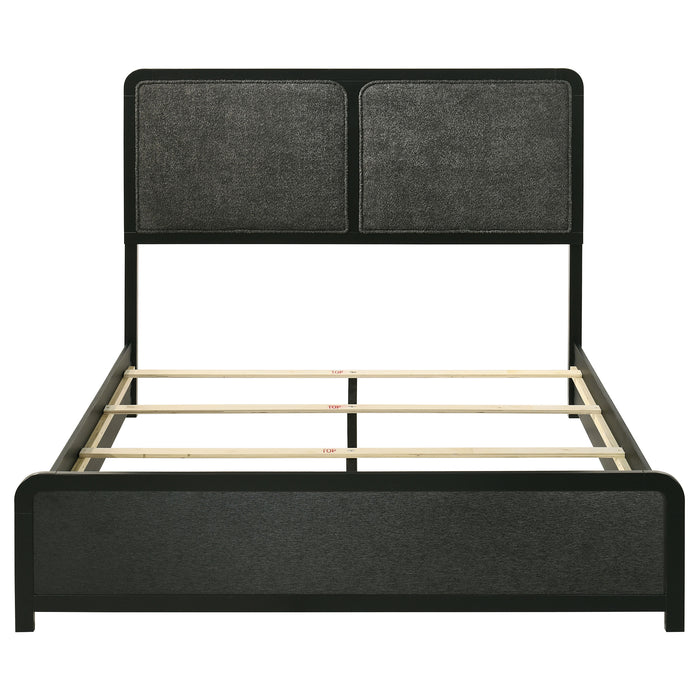 Cavelle Eastern King & Queen Bed