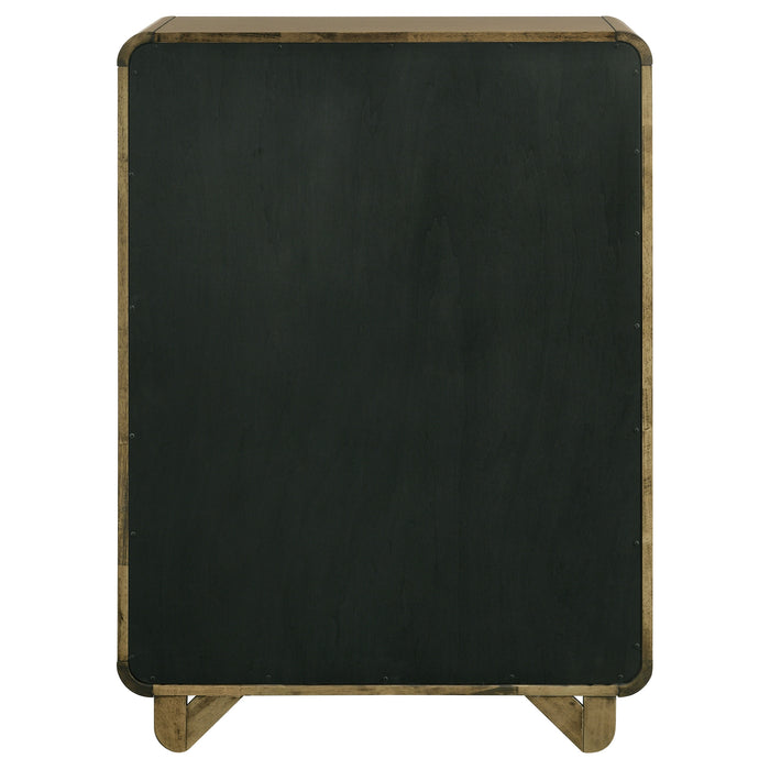 Amsbury Chest