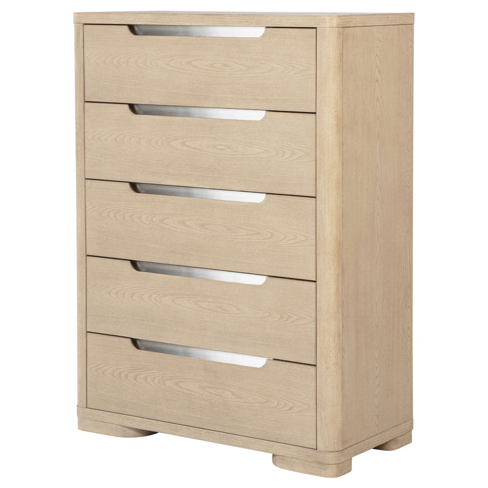 Ladera Chests