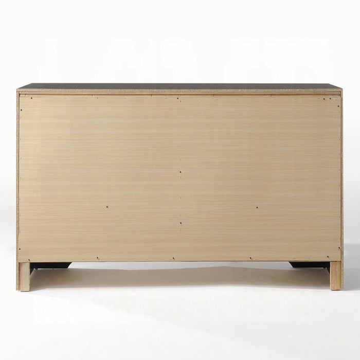 Naima Dresser