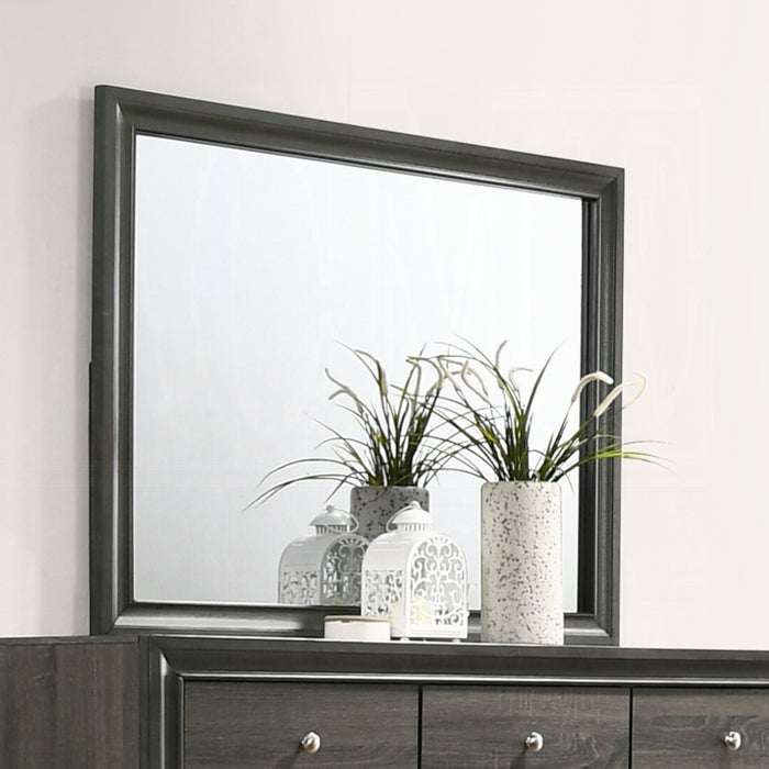 Naima Mirror