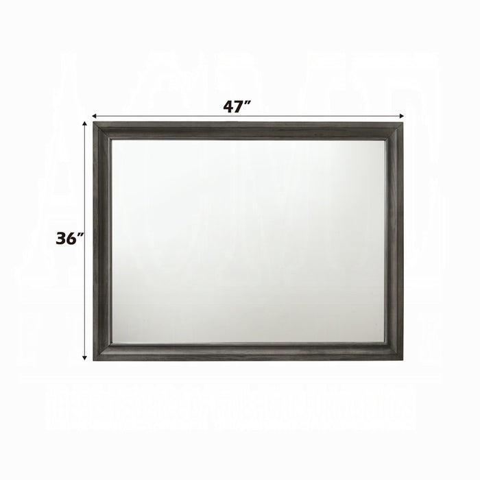Naima Mirror