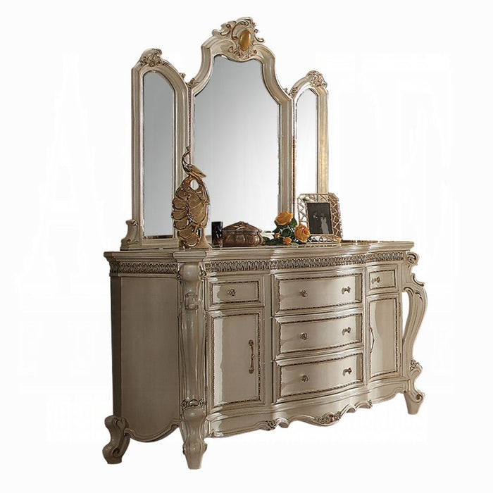 Picardy Dresser