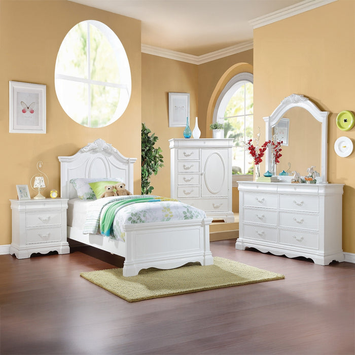 Estrella Nightstand