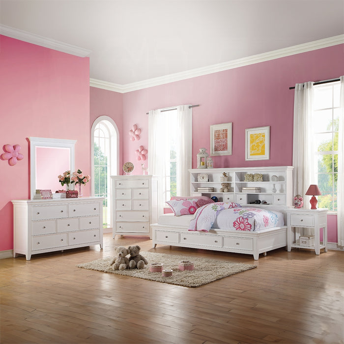 Lacey Dresser