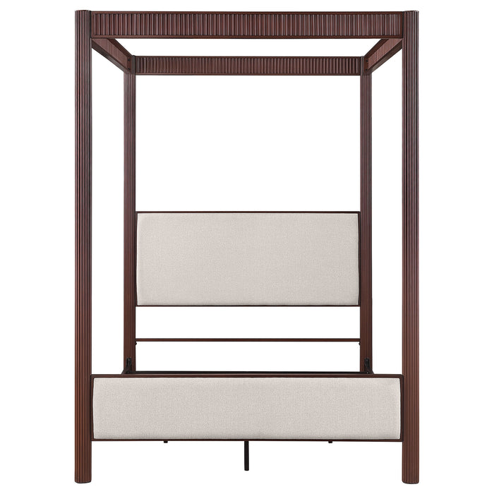 Zimmerlee Eastern King & Queen Bed
