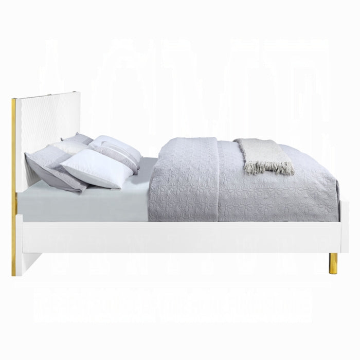 Gaines Queen Bed