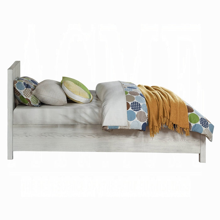 Celerina Queen Bed