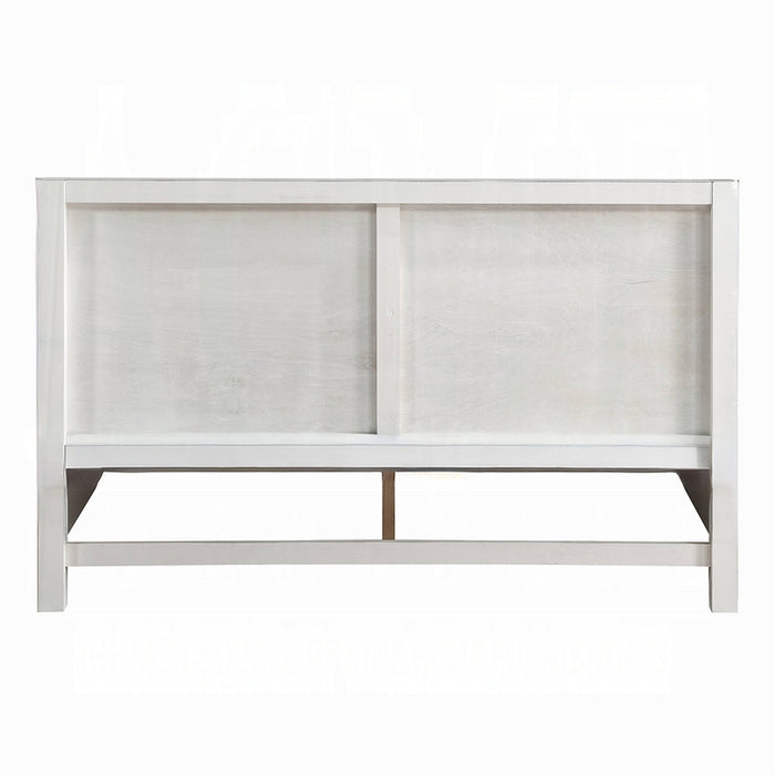 Celerina Queen Bed