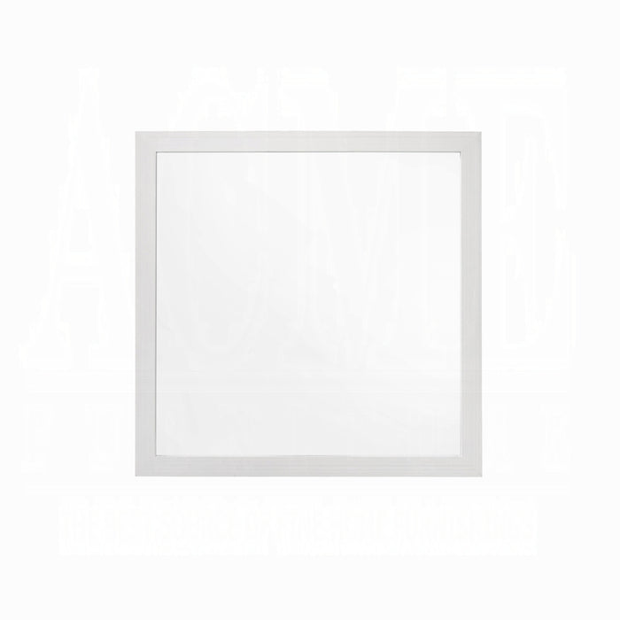 Casilda Mirror