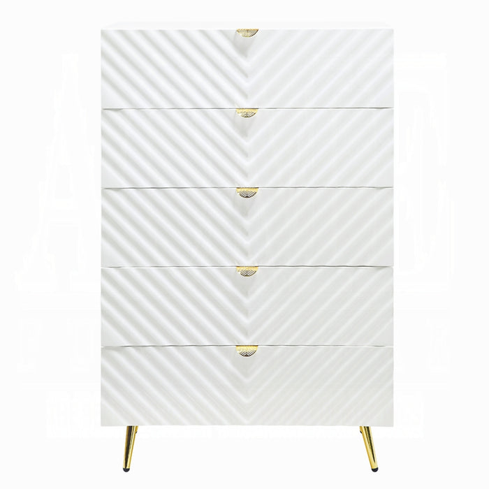 Gaines Chest