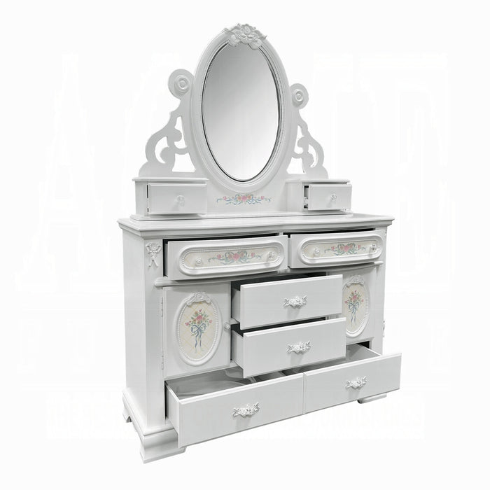 Flora Dresser