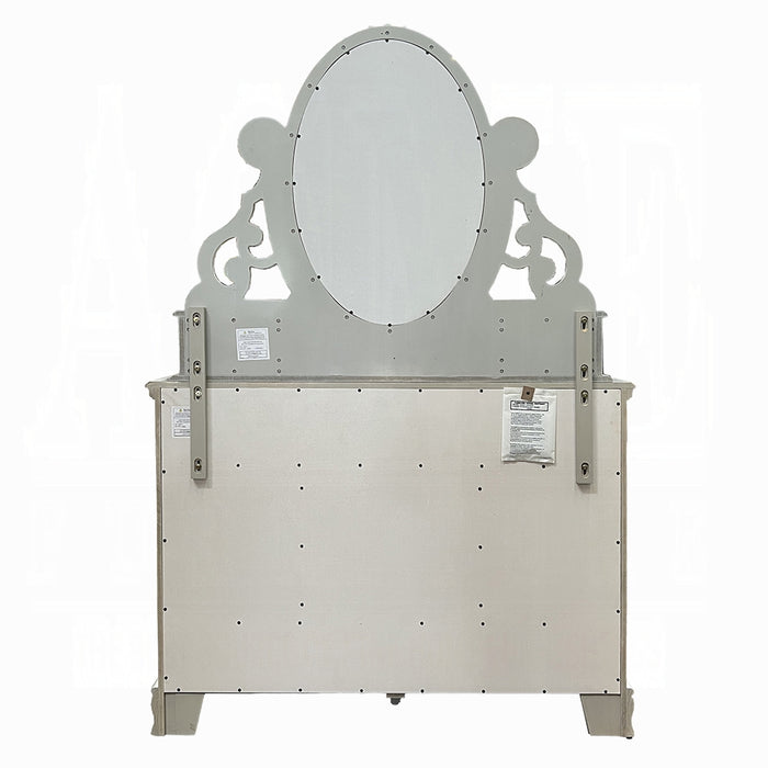 Flora Dresser