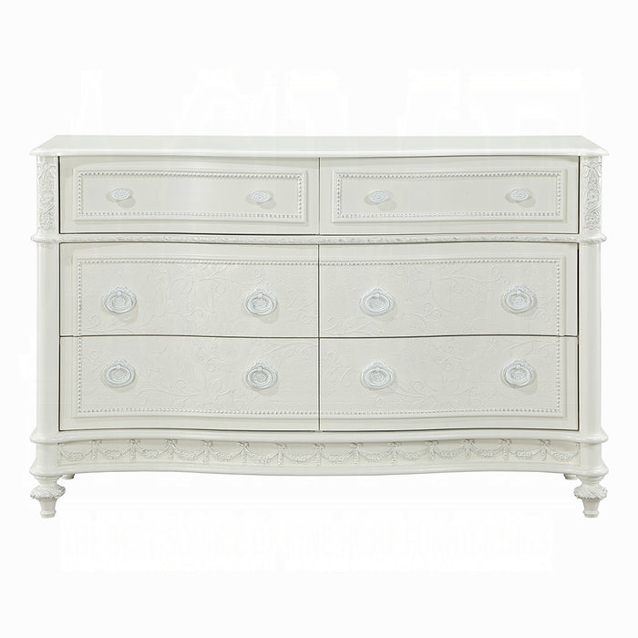 Dorothy Dresser