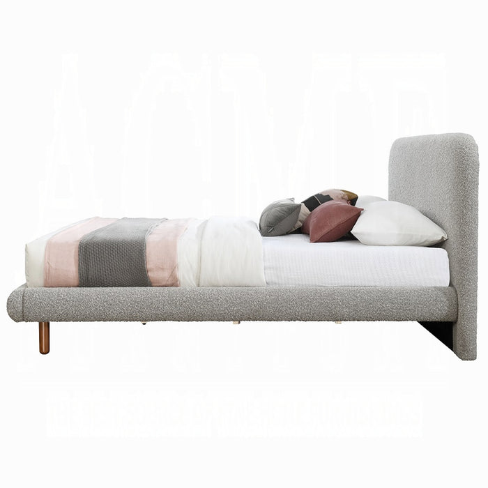 Cleo EK Bed