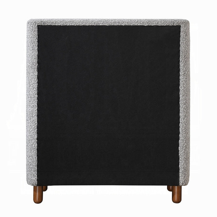Cleo Chest