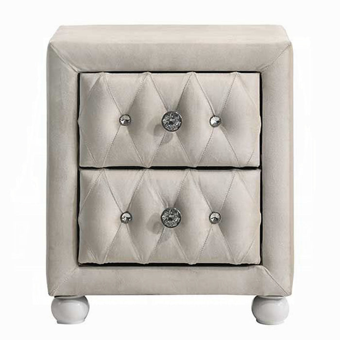 Reggie Nightstand