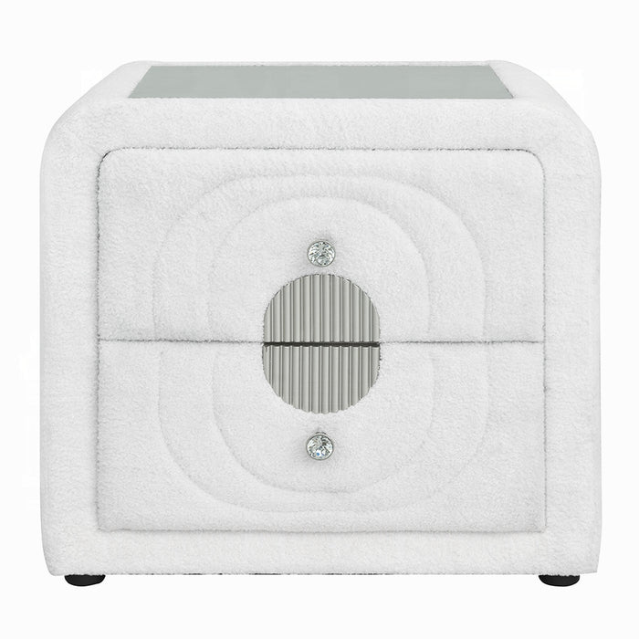 Shelyn Nightstand