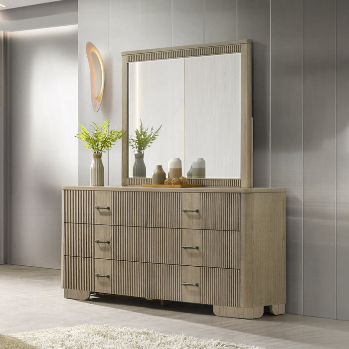 Lakkari Dresser