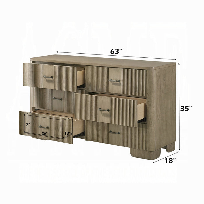 Lakkari Dresser