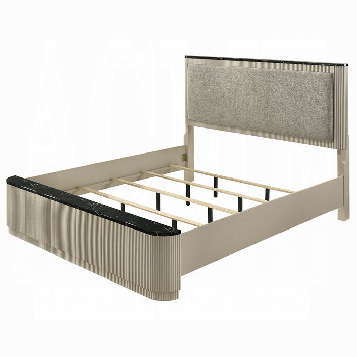 Travonte Eastern King Bed