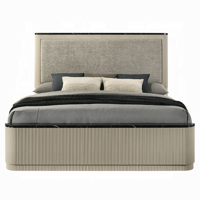 Travonte Eastern King Bed