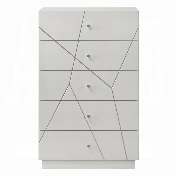Esther Chest