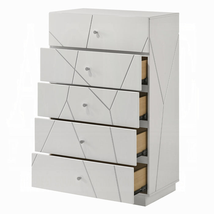 Esther Chest