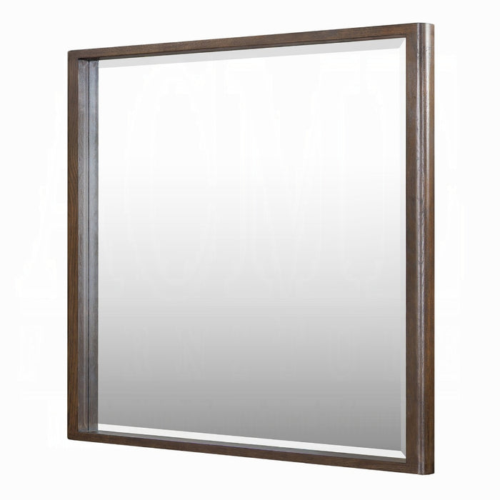 Zoey Mirror