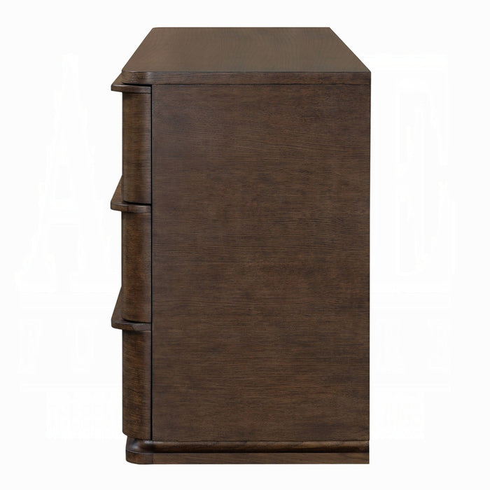 Zoey Dresser