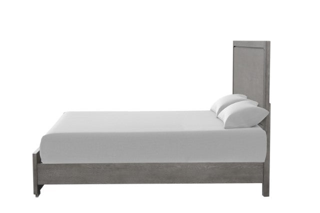 Crowthorne Queen Bed