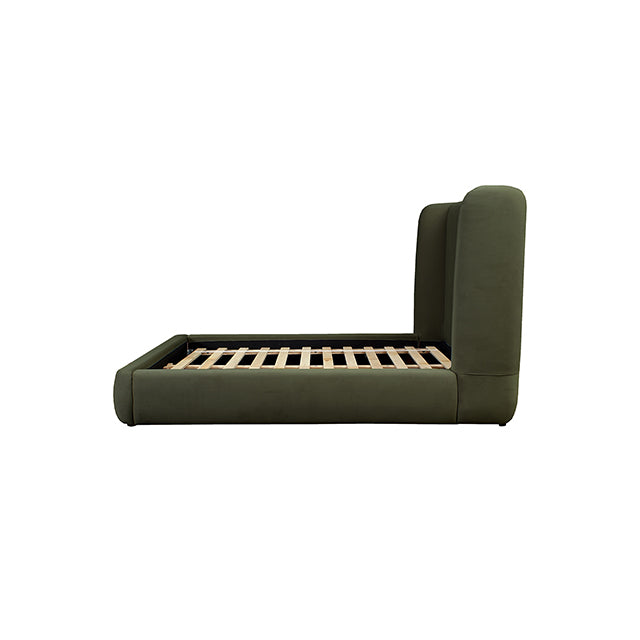 Trevers Bed