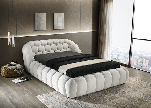Newquay E.King Bed