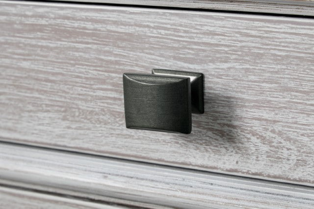 Swanley Nightstand