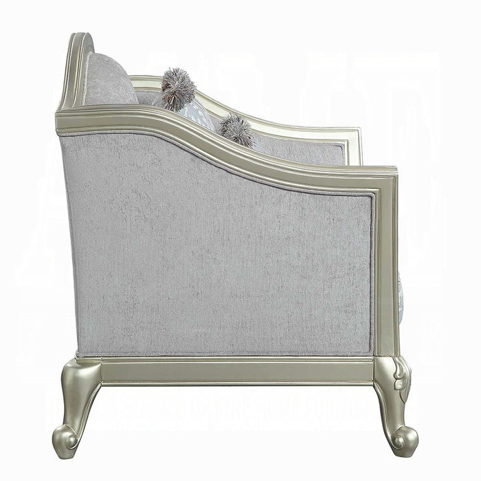 Qunsia Loveseat W/4 Pillows