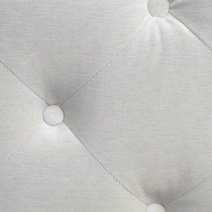 Atronia Sectional Sofa W/4 Pillows