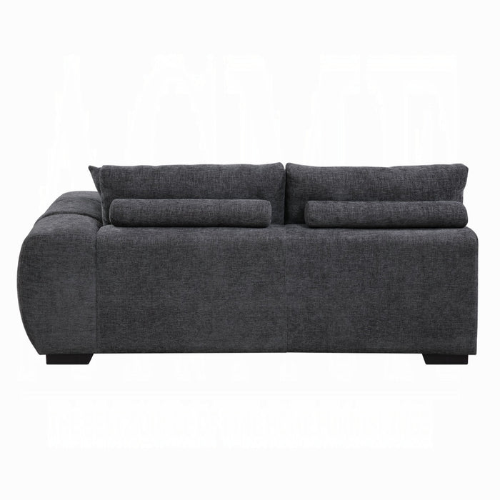 Chosen Sectional Sofa w/6 Pillows