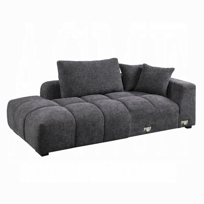 Chosen Sectional Sofa w/6 Pillows