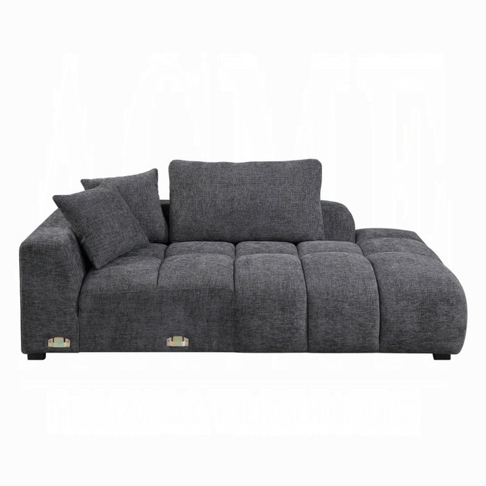 Chosen Sectional Sofa w/6 Pillows