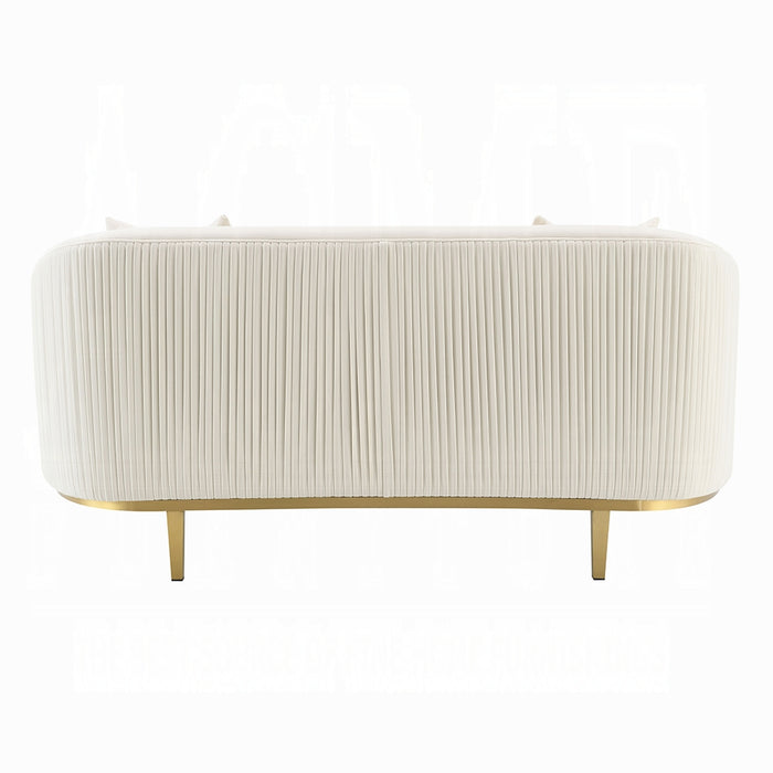 Martina Loveseat w/2 Pillows