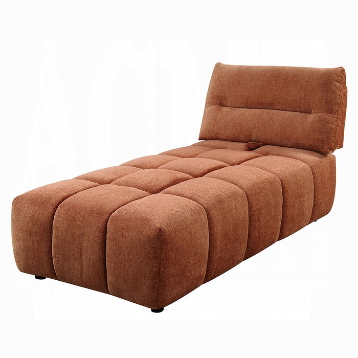 Loanna Moludar - Chaise