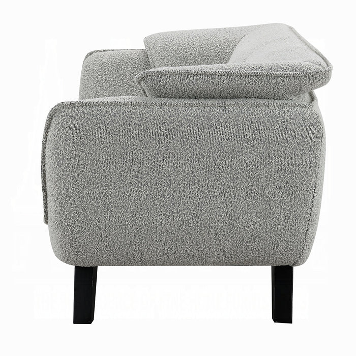 Nayeli Loveseat